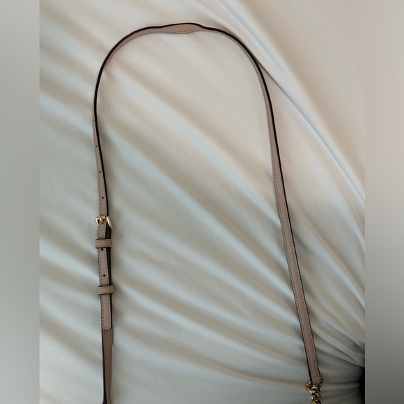 MICHEAL KORS Large Leather Jet Set East West Crossbody, Soft Pink/Gold - Picture 3 of 11